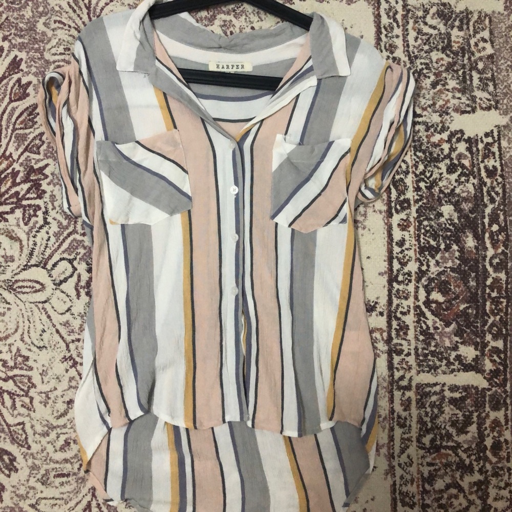 short sleeve button down size small worn once